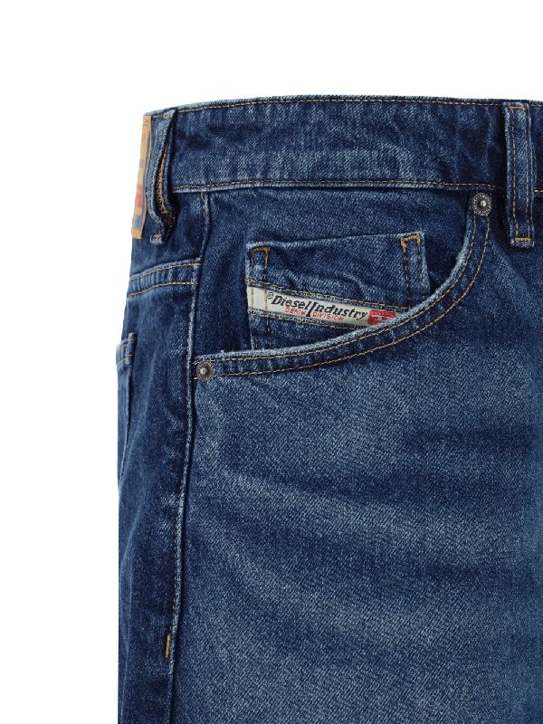 Slim Fit Cotton Washing Denim Shorts - Image 3