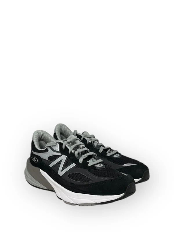 990 V6 Low Top Sneakers - Image 4
