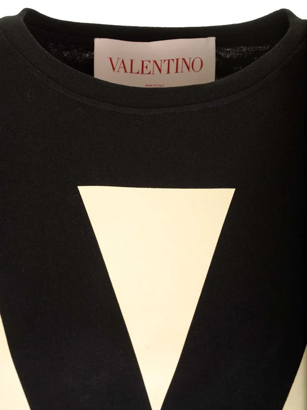 Chez Printed Short Sleeve T-shirt - Image 3