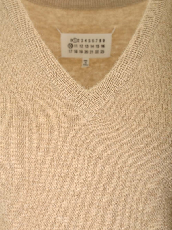 V-neck Wool Knit Vest - Image 4