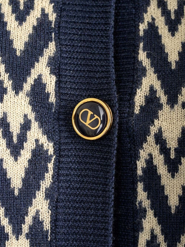 Toute La V Crewneck Wool Cardigan - Image 5