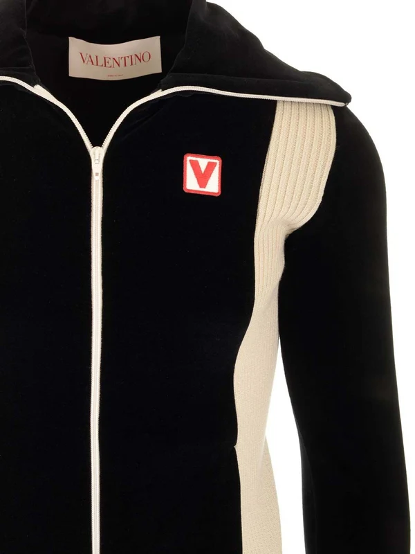 V Logo Patch Zip-up Jacket - Image 4