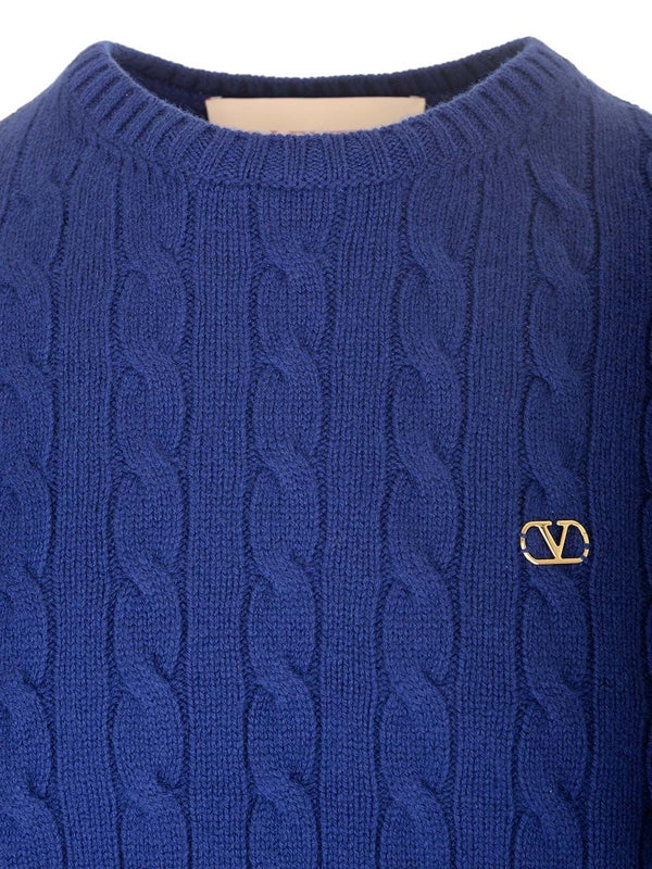 V Logo Plaited Sweater - Image 4