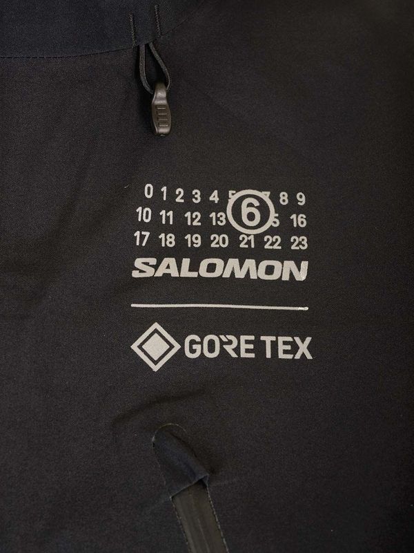 Salomon Gore-tex Number Logo Hood Jacket - Image 4