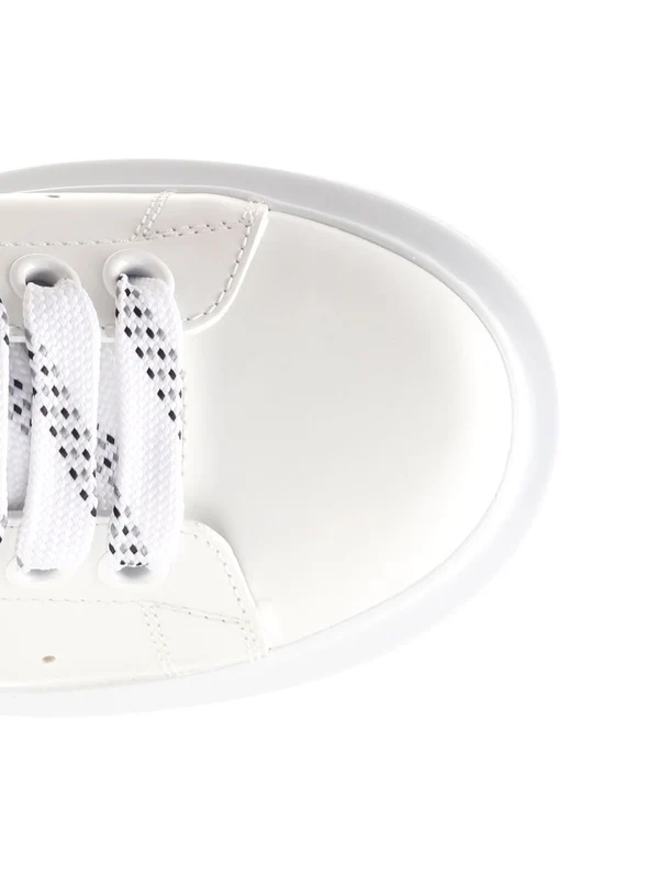 Oversized Low-top Sneakers - Image 4