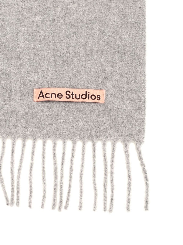 Logo Patch Fringe Wool Muffler - Image 2
