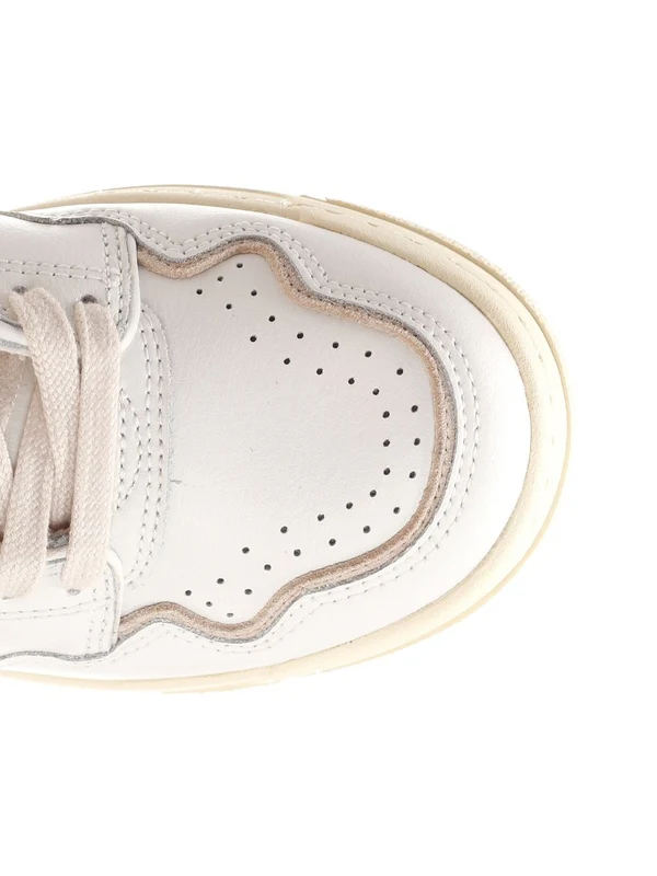 CLC Low-top Sneakers - Image 4