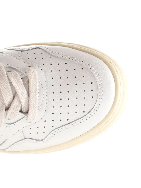 Medalist Low-top Sneakers - Image 4