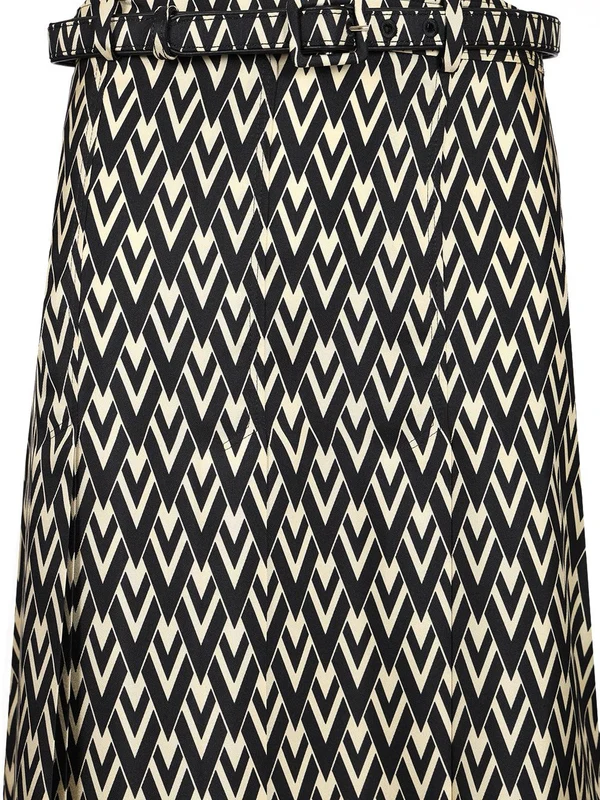 Silk Twill Pleated Skirt - Image 4