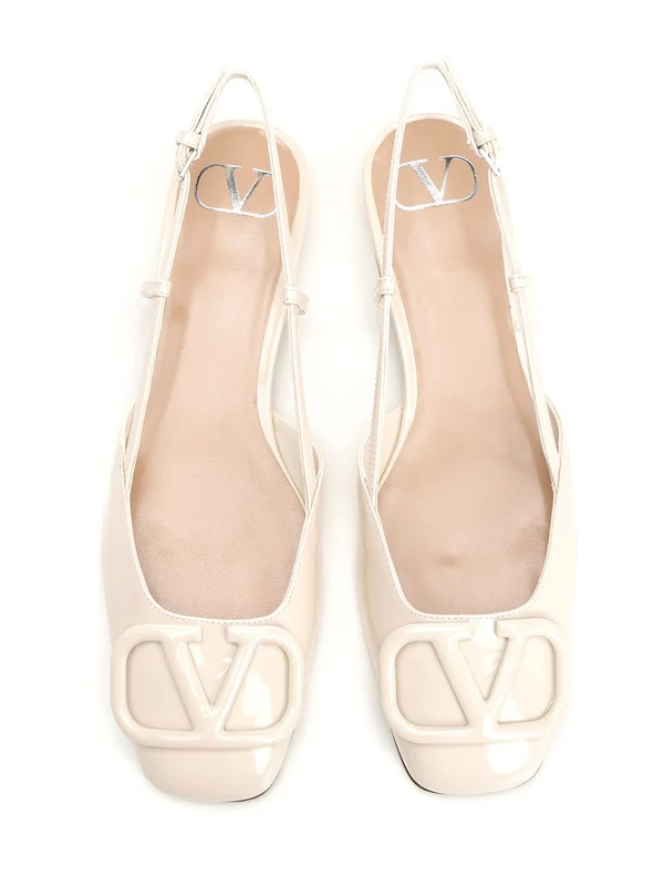 V Logo Signature Leather Flat Shoes - Image 5