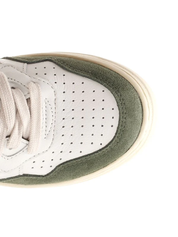 Medalist Low-Top Sneakers - Image 4