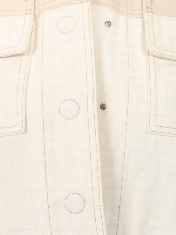 Cropped Denim Trucker Jacket - Image 5