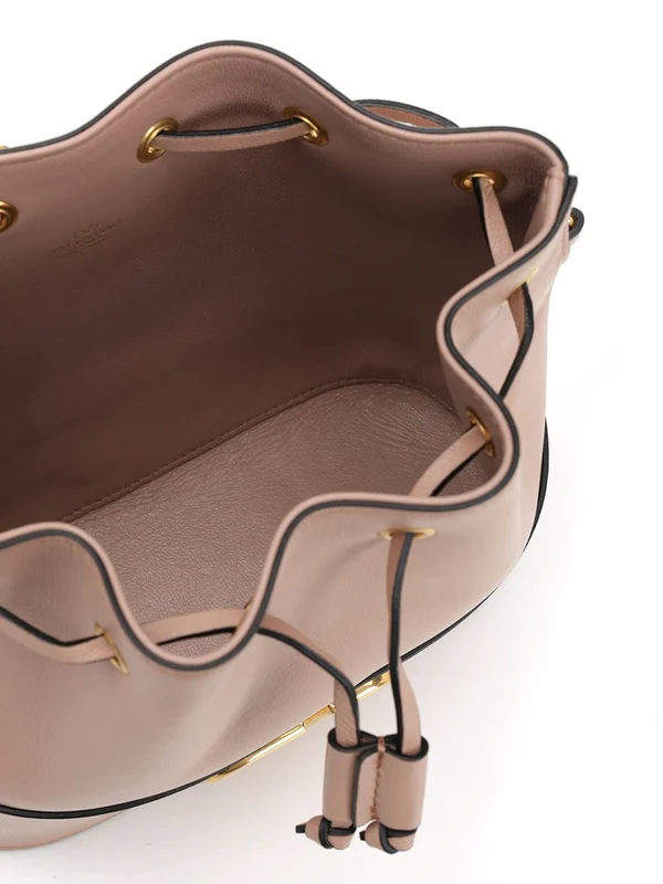 V Logo Mini Leather Bucket Bag - Image 4