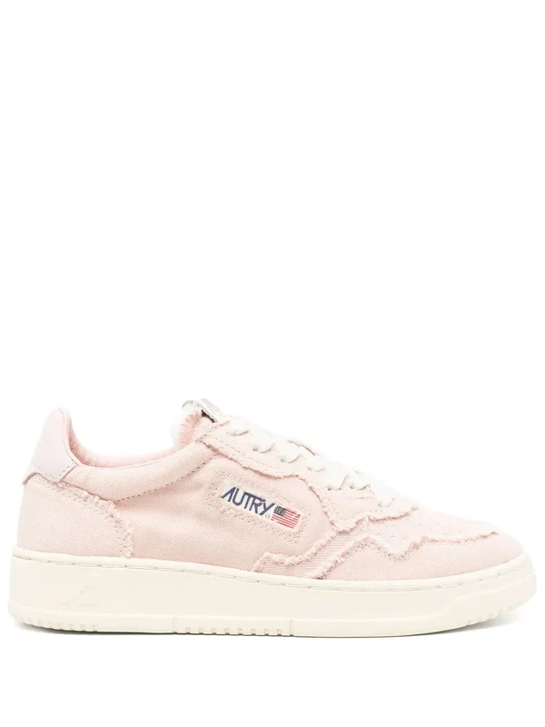 Medalist Low-Top Sneakers