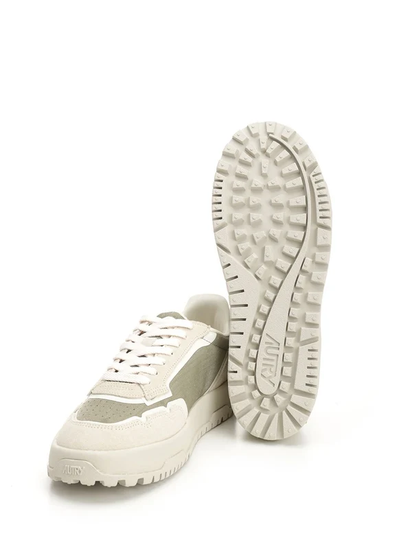 Wildspace Low-top Sneakers - Image 5