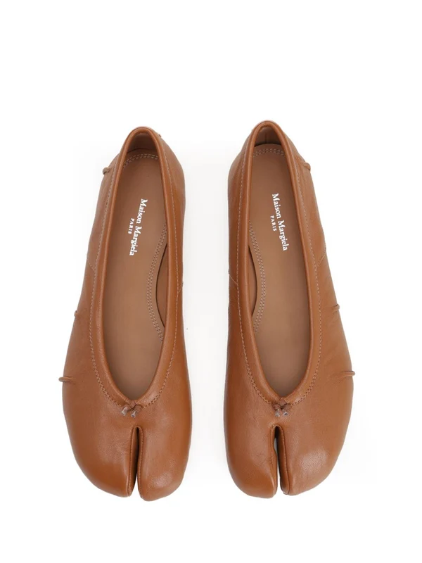 Tabi Leather Flat Shoes - Image 5