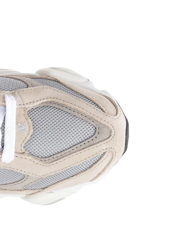 9060 Low-Top Sneakers - Image 4