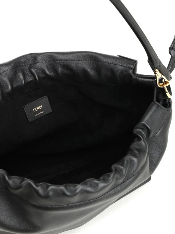 Mamma Baguette Large Leather Shoulder Bag - Image 4