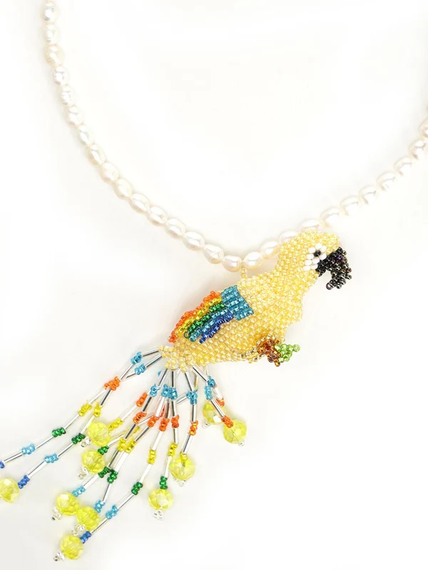 Beaded Short Pendant Necklace - Image 2