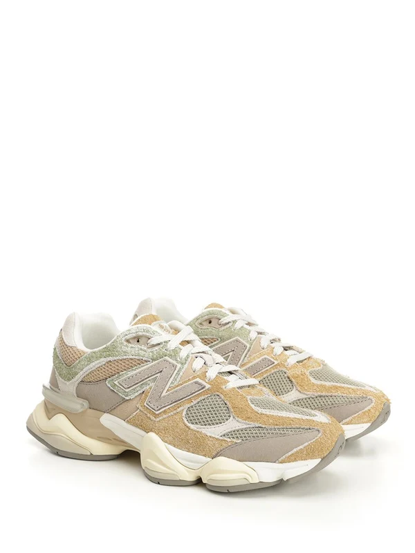 9060 Low-top Sneakers - Image 2