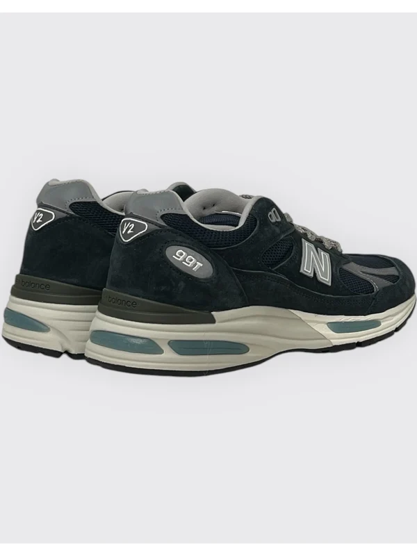 New Balance Navy Low Top Sneakers - Image 2