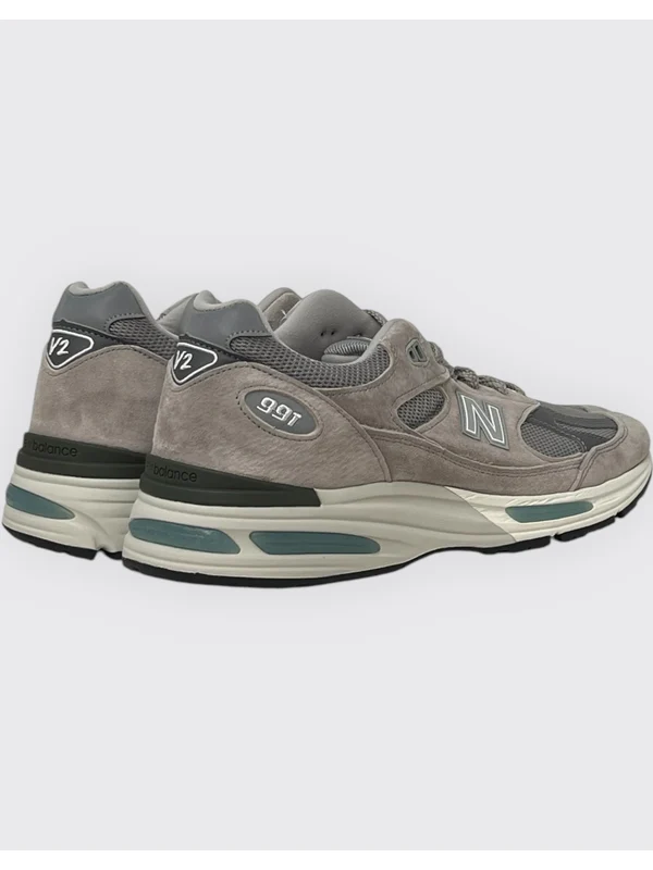 New Balance Grey Low Top Sneakers - Image 2