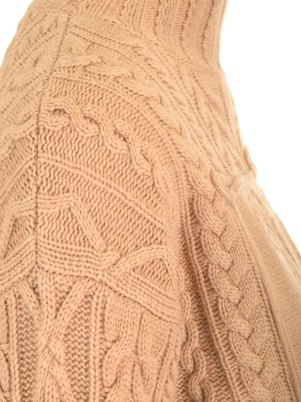 Max Mara Beige Knitted - Image 5