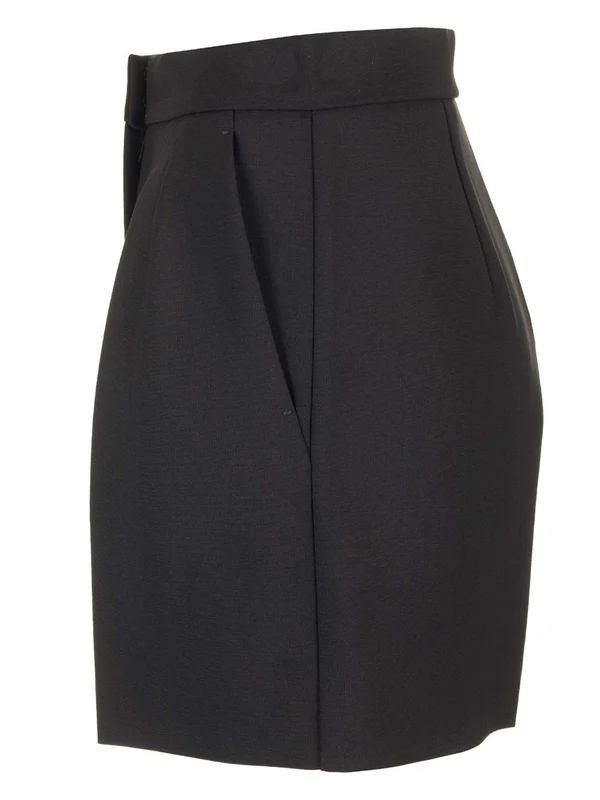 Max Mara Black Shorts - Image 3