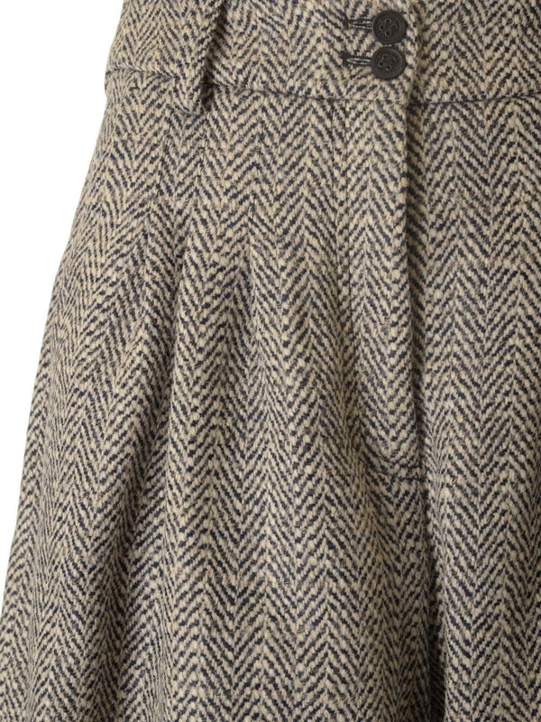 Golden Goose Grey Shorts - Image 4