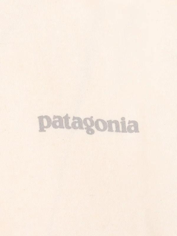 Patagonia White Half Sleeve - Image 3