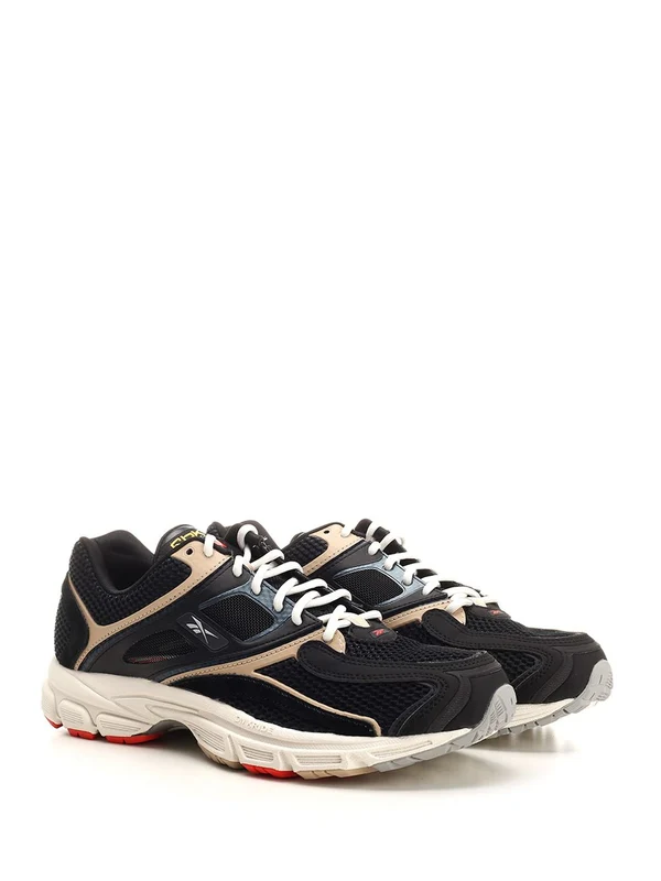 Reebok Black Low Top Sneakers - Image 3