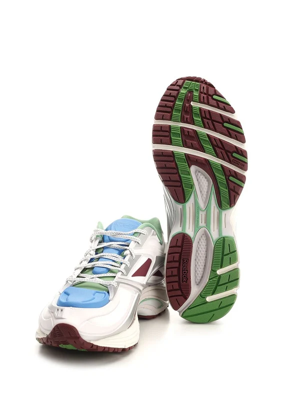 Reebok White Low Top Sneakers - Image 9