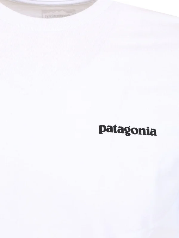 Patagonia White Half Sleeve - Image 3