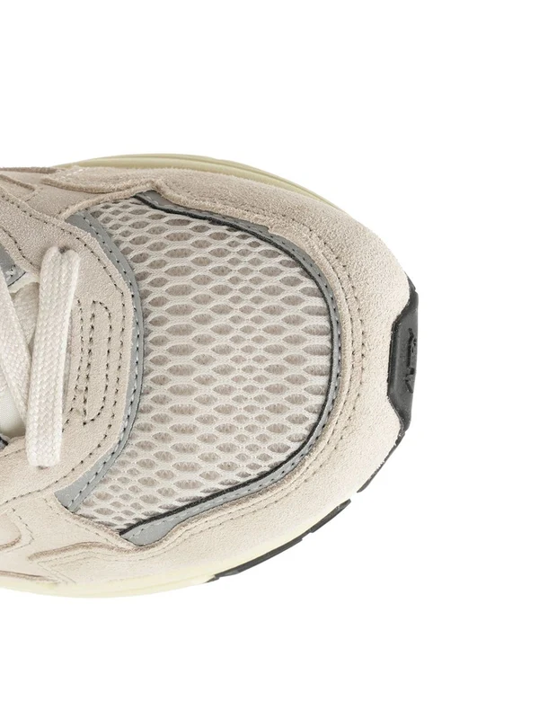 Autry Beige Grey Low Top Sneakers - Image 4
