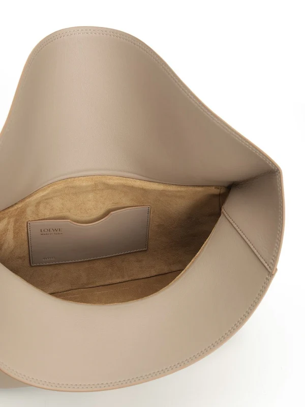Loewe Beige Crossbody & Shoulder Bags - Image 4