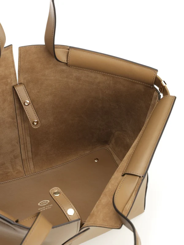 Tod'S Brown Tote Bags - Image 4