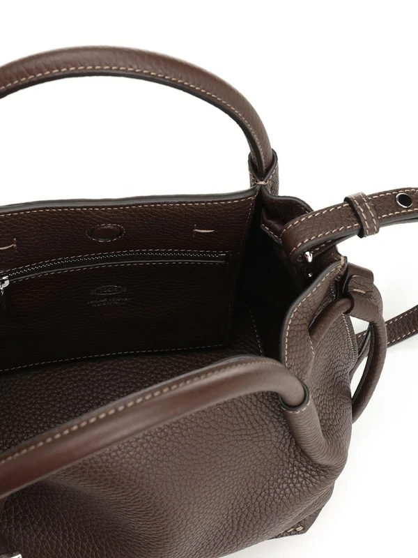 Tod'S Brown Tote Bags - Image 4