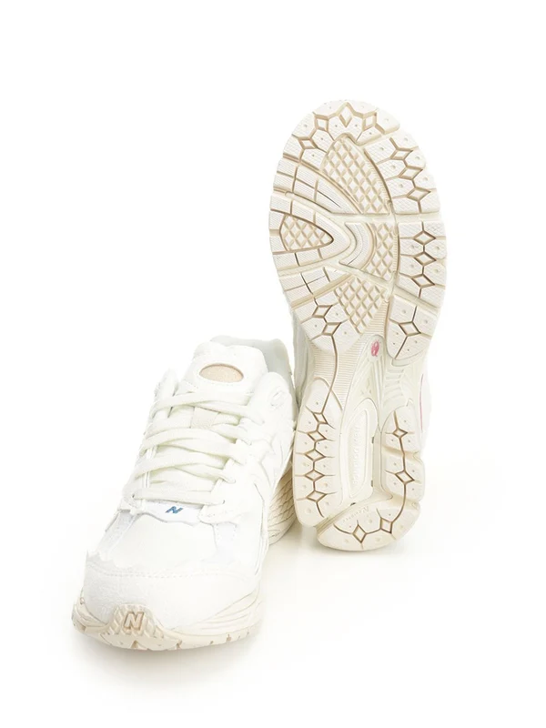 New Balance White Low Top Sneakers - Image 5