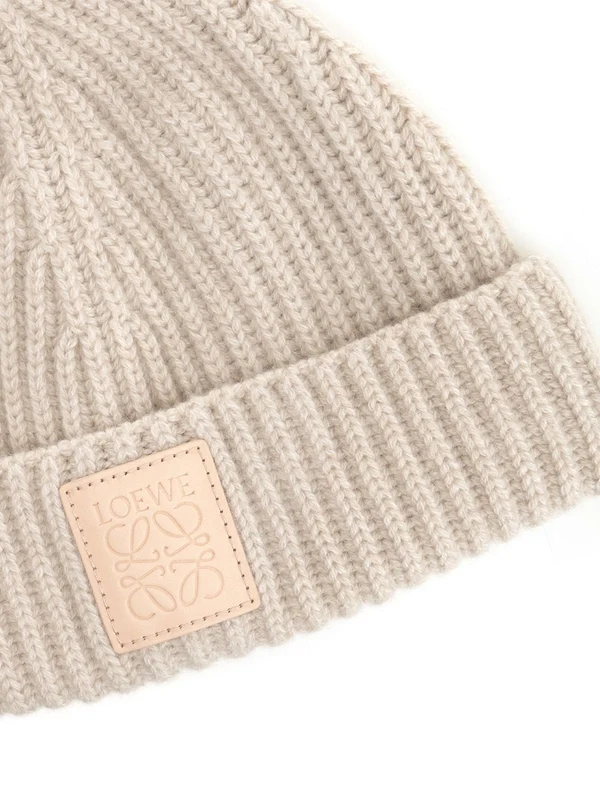 Loewe Beige Beanies - Image 3