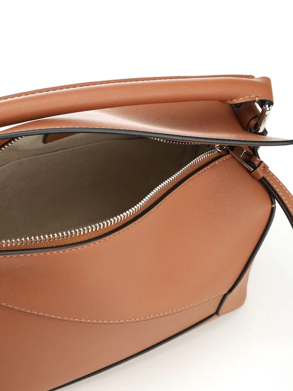 Loewe Brown Crossbody & Shoulder Bags - Image 4