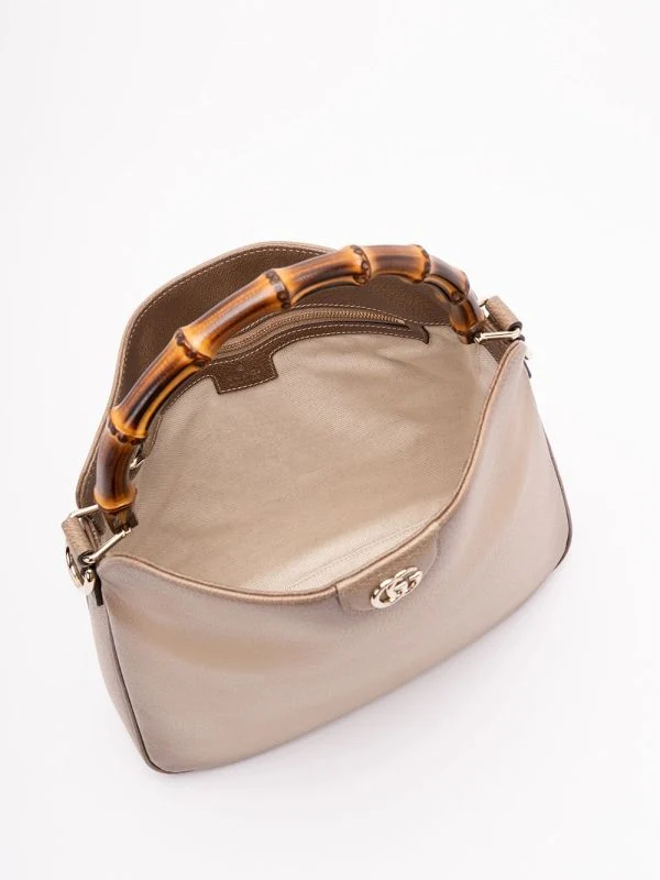 Gucci Diana Medium Beige Tote Bags - Image 3