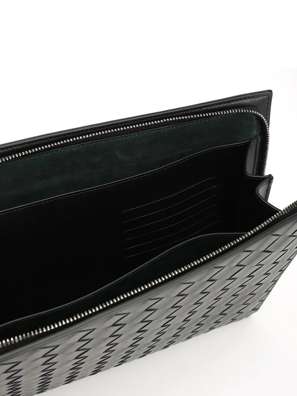 Bottega Veneta Intrecciato Black Clutch Bags - Image 4