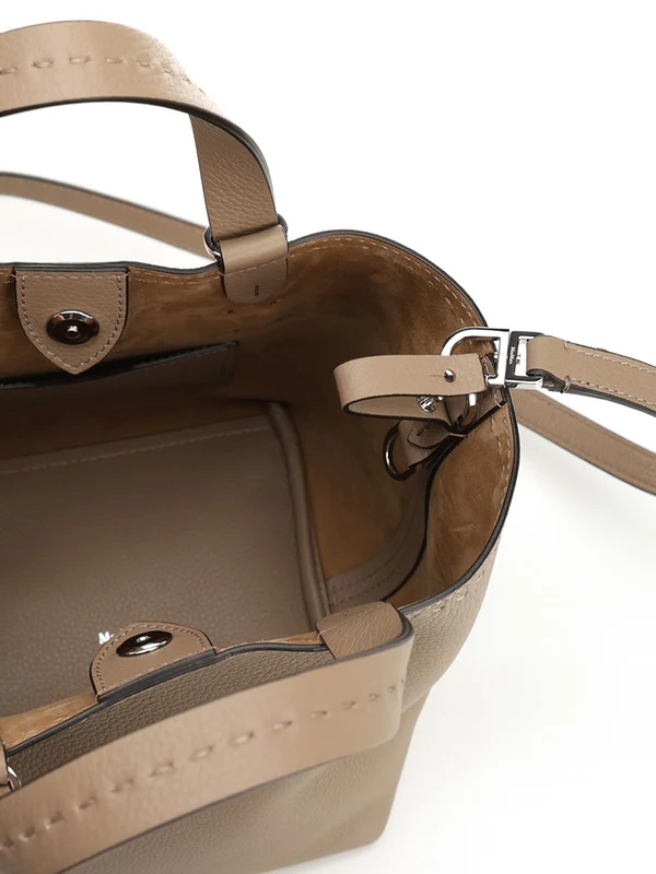 Max Mara Beige Tote Bags - Image 4