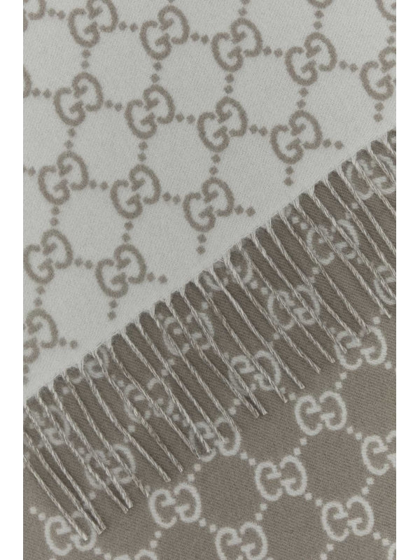 Gucci Grey Wool Mufflers - Image 2