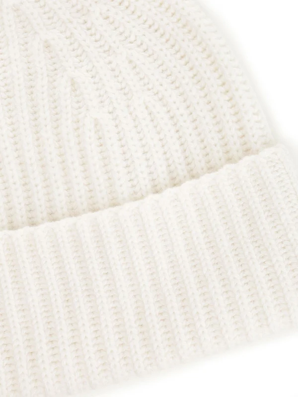 Lisa Yang Ivory Beanies - Image 2