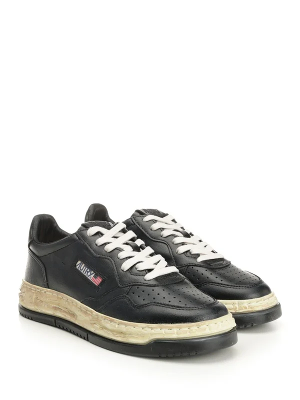 Autry Black Low Top Sneakers - Image 2