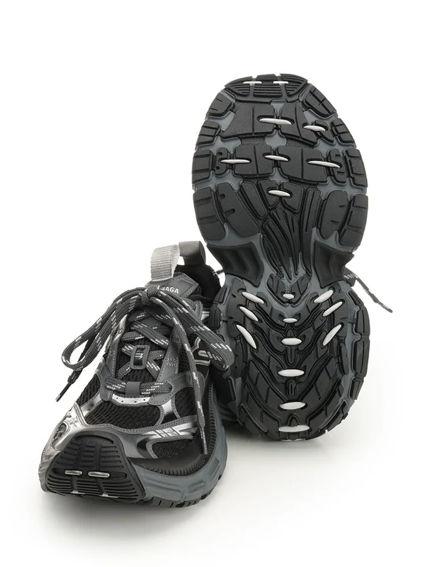 Balenciaga Black Low Top Sneakers - Image 5