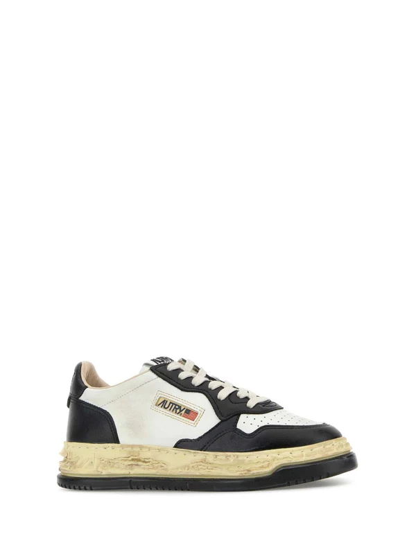 Autry Black Low Top Sneakers - Image 2