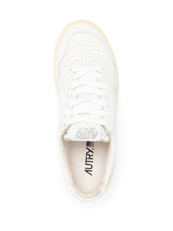 Medalist Low top Sneakers - Image 4