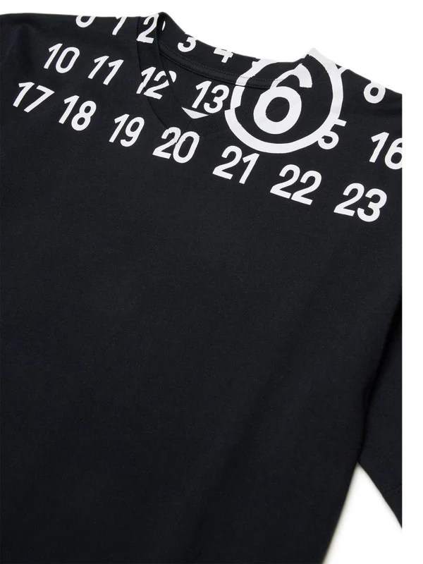 Mm6 Maison Margiela Black Half Sleeve - Image 3